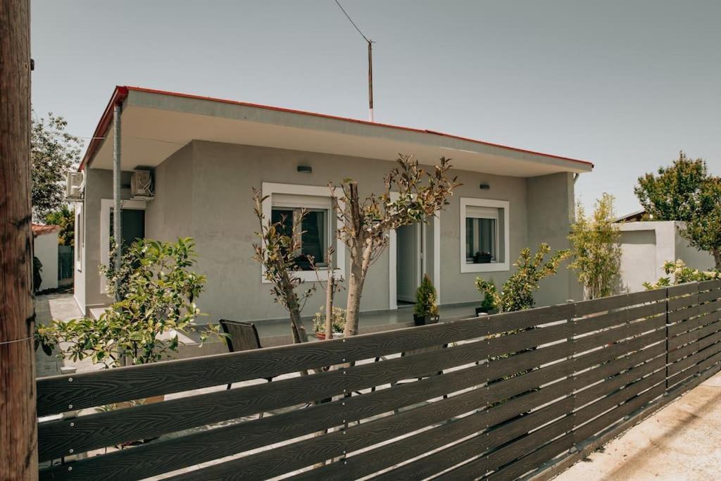 Villa Sophia'S Coastal Retreat Korinós Exterior foto